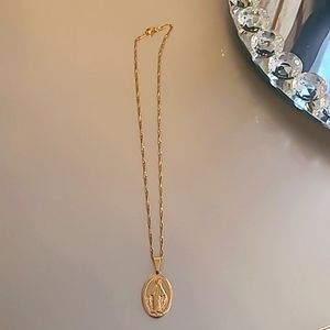 Ellie vail necklace